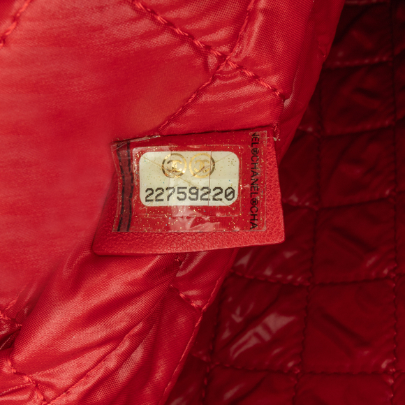 Pre-Loved Chanel Large Lambskin Boy Zip Pouch - Picture 7 of 9